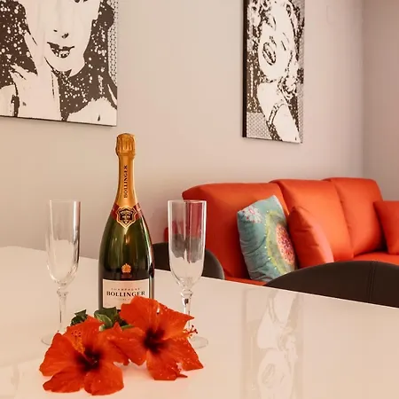 Apartment Divas *